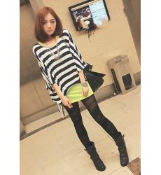 Bats fly sleeve T-shirt