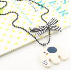 Cute elephant ribbon necklace